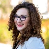 70+ profili “Sarah Elia”