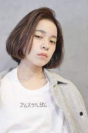 かきあげ前髪の作り方 フワッと自然な かきあげバング で色気を放て bangs バングス かきあげ前髪 ヘアスタイリング トレンドヘア