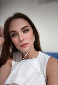 Isabel Oli Ex Boyfriend List