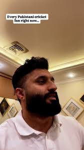 Over 2000 samosas per day 😳.. now that's crazy The place that serves  samosas only. 📍Tahirabad, block 10, Hawally, Kuwait #rotikapraaurkhan  #zarakkhan #chasseeaagae #restaurantsinkuwait #foodvideos #kuwaitfood  #kuwait #streetfood #indianfood ...