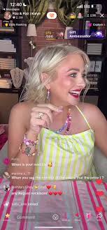 Not me fangirling at all with Kalyn!! AHHHH!!! She is so stinking sweet. I  hope I am as amazing and as successful as she is in this business! She is  an absolute rock star!! @Fizz & Fizz