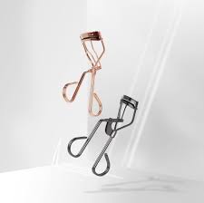 Using an eyelash curler i know is one of the hardest things to do. How To Use An Eyelash Curler The 10 Best Eyelash Curlers Of 2020 Instyle