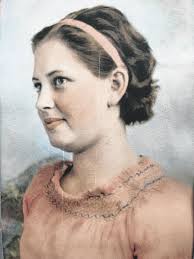 100-year-old Seymour woman recalls World War II, Girl Scouts and elopement 