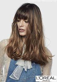 frisuren bilder cooler strahnchen look fur lassig langes haar mit geradem pony frisuren haare ponyfrisuren frisuren mit pony frisuren