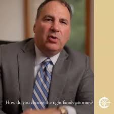 Gina Crowe's Instagram, Twitter & Facebook