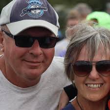 Does anyone know the name of the club that was downstairs at or beside the  old Isle Royal hotel. They had live bands and was very popular in the 70's. 