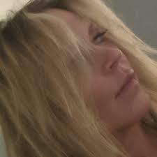 Christina Applegate & Jamie-Lynn Sigler share how they initially identified  their MS symptoms.