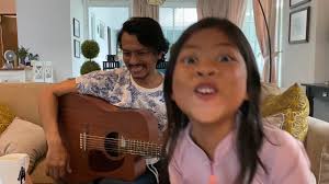 Sebuah acoustic cover lagu kullul hubbi nyanyian asal muadz dzulkefly, noh salleh, aizat amdan & faizal tahir. X Missing U Faizal Tahir Stayathome Pkp Version Download 3gp Mp4 Dan Mp3 Convert Music Video Zone Streaming