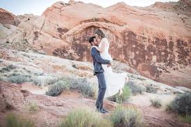 Les démarches sont un poil c'est à dire qu'à votre retour le mariage a été reconnu sans même publication aux bans de la. Mariage A Las Vegas Avec Notre Agence Las Vegas En Francais Bons Plans Voyage Las Vegas Nevada