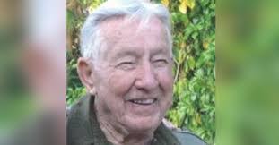 Elaine Sargent's Instagram, Twitter & Facebook