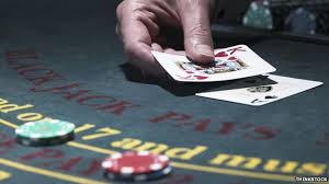 With the basic game strategy and card count, the probability of winning blackjack is close to 50%, which in some cases even gives the player a better chance of winning. How A Team Of Students Beat The Casinos Bbc News