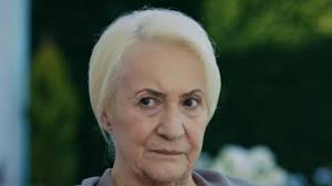 17 nisan 1946 üsküp doğumludur. Ughtnroqngjejm