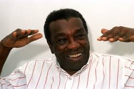 A globalização como imagino é um ideal a ser buscado': Uma entrevista com  Milton Santos