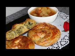 Patatesli Ispanakli Oklavasiz El Acmasi Borek Nasil Yapilir Citir Citir Pratik Bir Borek Tarifi Youtube 2020 Yemek Tarifleri Yemek Gida