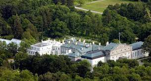 The queen appoints the governor general on the advice of the prime minister. Petition Melanie Joly Parl Gc Ca Renaming The Governor General Awards To Reflect A Postcolonial Canada Change Org