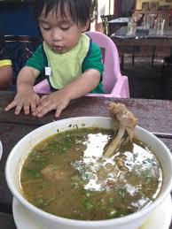 Buang kelebihan lemak atau kulit jika anda menggunakan ayam ras supaya kuah sup tidak terlalu berminyak. Sup Ayam Kampung Picture Of Aunty Aini S Garden Cafe Nilai Tripadvisor