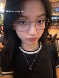 𝗞𝗔𝗬𝗘 𝗟𝗬𝗡𝗡 列凯盈 ✩ (@nowplayingkaye)