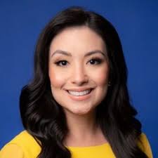 Lora Painter's Instagram, Twitter & Facebook