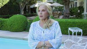 En effet, alors qu'elle se trouvait en famille à bord de la voiture, ilona smet a sollicité ses followers pour que ces derniers lui recommandent des jeux à faire en voiture en famille. Sylvie Vartan Interview Los Angeles 2016 Youtube