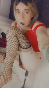 Feminine Trap Loves Being Fucked ft. Carmenmelatonin by Mykie Melatonin:  Fucking Machine, Fishnet, Bathroom, Dildo, Stockings Transgender Porn |  Faphouse