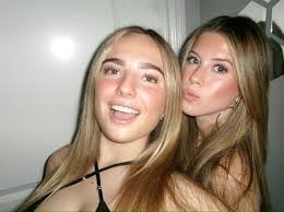 hi my name is isabelle grady! i'm from las vegas and i'm 100% committed to  iowa. i'm majoring in global business and communications. i love going out,  staying active, but also enjoy