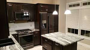 Standale Interiors Designer Michelle Cooper Cambria Roxwell With Flat Eased Edge Profile Custom Countertops Stone Countertops Kitchen Countertops