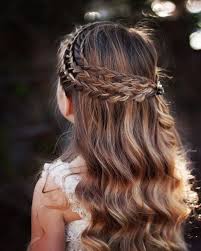 Having a few hairstyles handy can be quite beneficial in getting your kid ready quickly and making her look use hair pins if you're tying a tight one. 19 Brilliant Kids Hairstyle For Going School My Baby Doo Curly Girl Hairstyles Girls Hairstyles Easy Little Girl Hairstyles