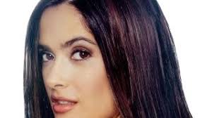 #she's sooooooo damn beautiful 😩 #salma hayek #90s fashion #90s actress #film #cannes film festival #1997 #beauty #black dress #natural brows #brow goals #red lip #classic makeup #jewellery #stretch marks #black #red #black and red #pastel #pale #aesthetic. Salma Hayek Makeup Everyday Neutral Look Youtube