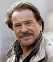 Advertising Rules! (2001)