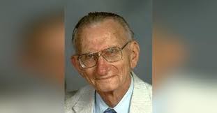 Dora Ruth's Instagram, Twitter & Facebook