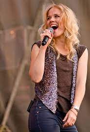 Ilse delange zou in de toekomst zomaar eens coach kunnen worden van the voice of germany, de duitse versie van the voice of holland. File Ilse De Lange Bfo 2011 Jpg Wikipedia