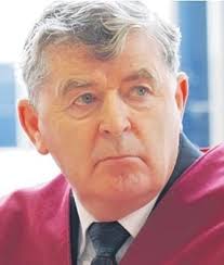 Horn hooting upsets sleeping residents