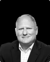 Daryl Cromer's Instagram, Twitter & Facebook