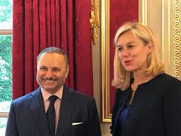 Sigrid kaag brings a wealth of experience in international organizations and the diplomatic service, combined with country experience, notably in the middle east, to her current position. Rena Netjes On Twitter Sigridkaag Anwargargash Https T Co Ipqjyepj3u Twitter