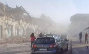 Col nome di terremoto dell'aquila del 2009 si intende una serie di eventi sismici, iniziati nel dicembre 2008 e terminati nel 2012, con epicentri nell'intera area della città, della conca aquilana e di parte della provincia dell'aquila (bassa valle dell'aterno, monti della laga e monti dell'alto aterno). Terremoto Croazia Magnitudo 6 4 A Petrinja Gravi Danni Nel Pomeriggio 4 4 A Verona Riviera Oggi