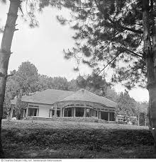 Villa Vuvanberg Bandoeng 1949 Arsitektur Indonesia Bangunan
