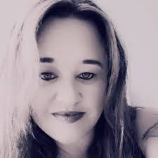 Shanda Myers's Instagram, Twitter & Facebook