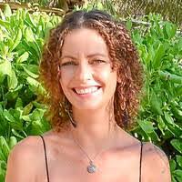 Amber Abbott's Instagram, Twitter & Facebook