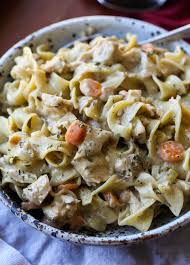 I like to serve it over toasted english muffins or egg noodles, she suggests. Creamy Chicken And Noodles Recipe Cookies And Cups