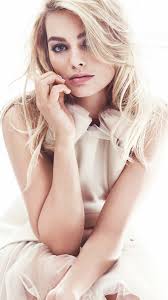 If you want to download margot robbie high quality wallpapers for your desktop, please download this. Margot Robbie Blonde 4k Wallpaper 121