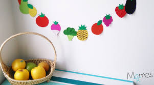 Guirlande De Fruits Et Legumes En Papier Activite Manuelle Fruits Et Legumes Objets A Fabriquer Fruits Et Legumes