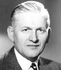 Wayne Hilbig's Instagram, Twitter & Facebook