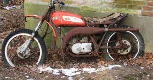 A Rusty Kawasaki In Dec 2009 Kawasaki Dirt Bikes Kawasaki Cool Bikes