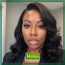 Regina Dukes's Instagram, Twitter & Facebook