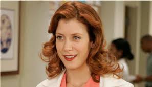 Meredith est profondément irritée par ses deux nouveaux colocataires. Grey S Anatomy La Vraie Raison Du Depart De Ces 13 Acteurs De La Serie
