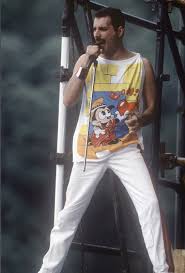 Pin By Lesana Carter On Mercury Queen Freddie Mercury Freddie Mercury Queen Band