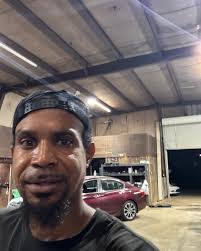 Mike Shuler's Instagram, Twitter & Facebook