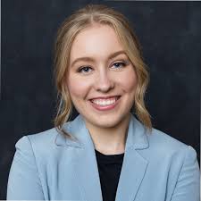 Mary Mcintire's Instagram, Twitter & Facebook