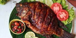 Selain penyajiannya yang mudah, rasanya juga enak, manis, gurih dan kalau bosan dengan ikan bakar bumbu kecap, coba saja oles ikan bakar dengan bumbu kuning yang lebih gurih dan memberi warna dari ikan bakar. 7 Cara Membuat Ikan Bakar Menggiurkan Dengan Mudah Dan Praktis Merdeka Com
