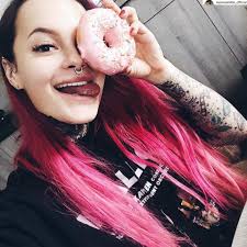 We did not find results for: Monika Miller Nagrywa Plyte Ale Jej Pseudonim Muzyczny Wywoluje Kontrowersje Inspirowala Sie Znana Influencerka Nerwowo Odpowiada